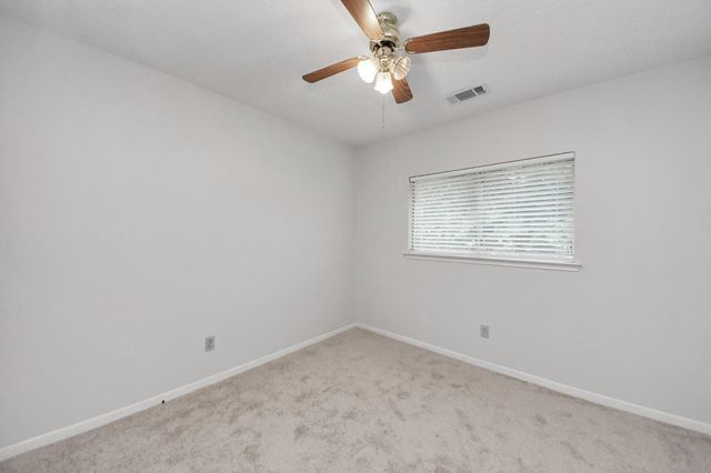 4907 Heritage Plains Drive, Friendswood, TX 77546