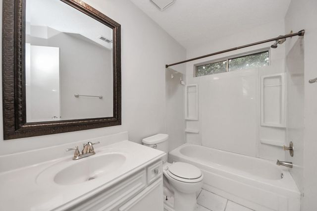 4907 Heritage Plains Drive, Friendswood, TX 77546