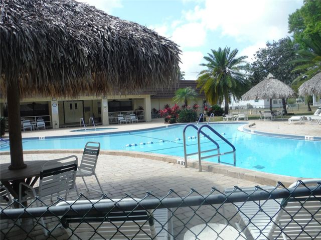 124 JUNIPERUS DRIVE 45, Safety Harbor, FL 34695