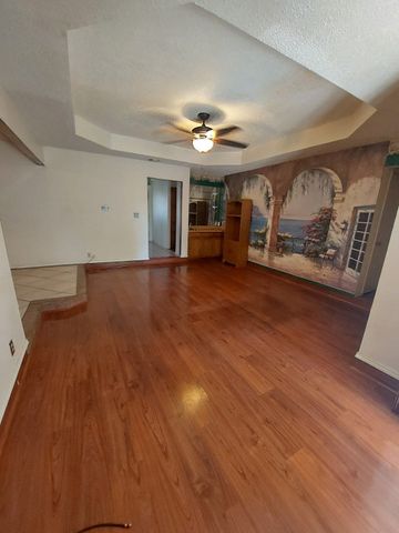 3320 Landmark Lane, Forest Hill, TX 76119