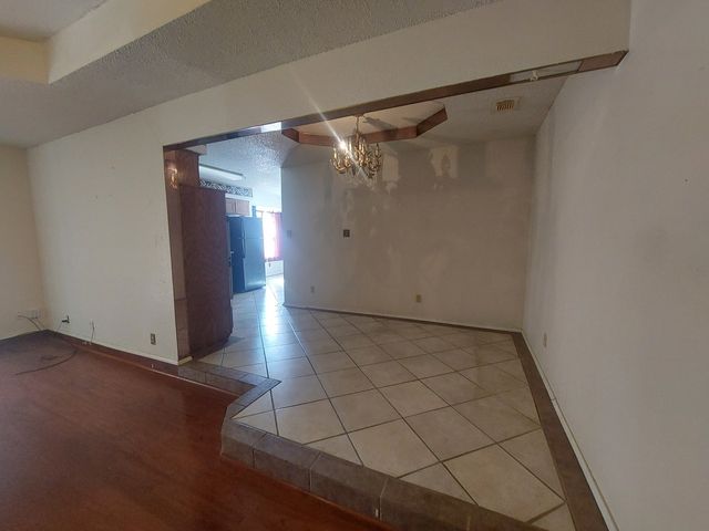 3320 Landmark Lane, Forest Hill, TX 76119