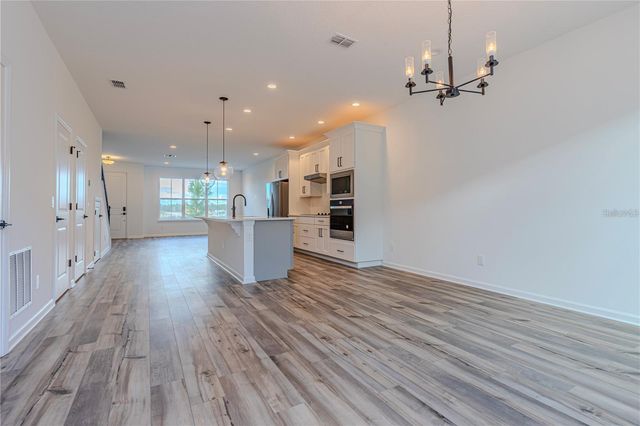 13885 EASDALE ALLEY, Winter Garden, FL 34787