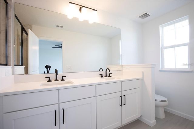 13885 EASDALE ALLEY, Winter Garden, FL 34787