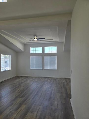 183 Neptune Ave, Hayward, CA 94544