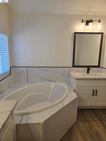 183 Neptune Ave, Hayward, CA 94544