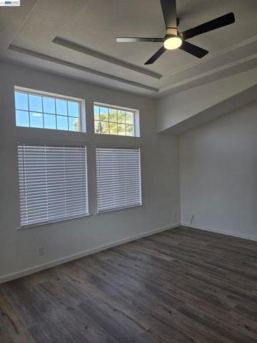 183 Neptune Ave, Hayward, CA 94544
