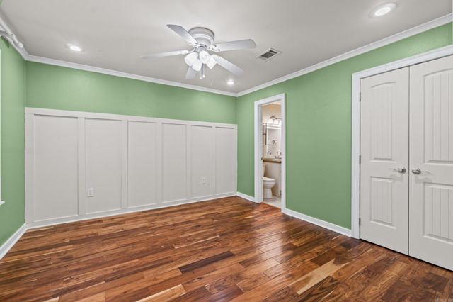 15 Smoking Oaks Rd, Conway, AR 72034