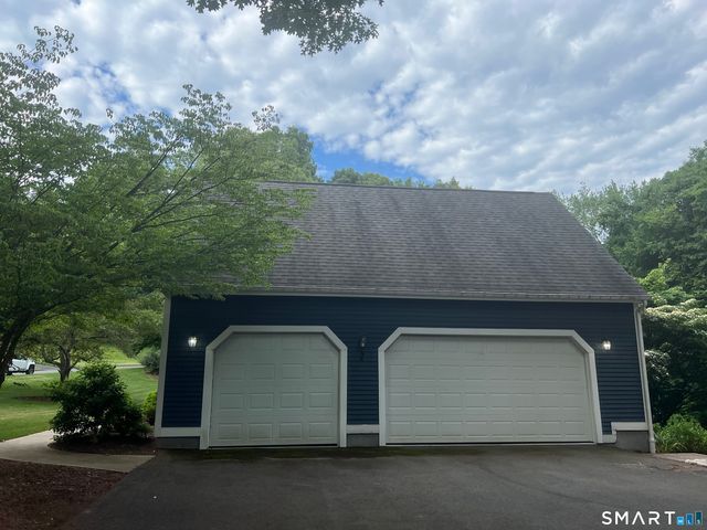 88 Lawlor Road, Tolland, CT 06084