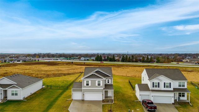 1024 Cove Street SE, Bondurant, IA 50035