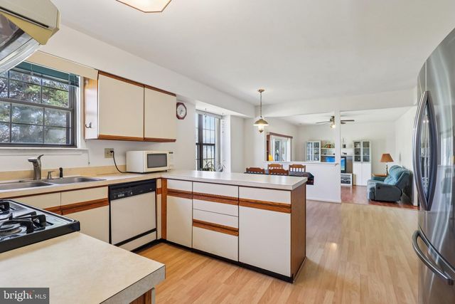 217 BALFIELD TER, Cherry Hill, NJ 08003