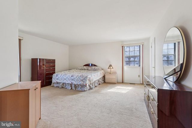 217 BALFIELD TER, Cherry Hill, NJ 08003