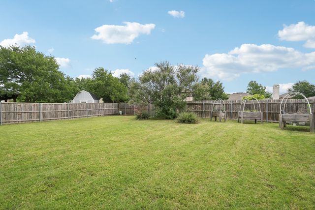 2705 White Pine Drive, Little Elm, TX 75068