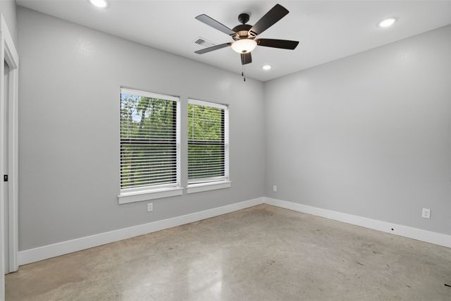 738 E Sears Street, Denison, TX 75021