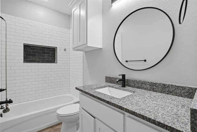 738 E Sears Street, Denison, TX 75021