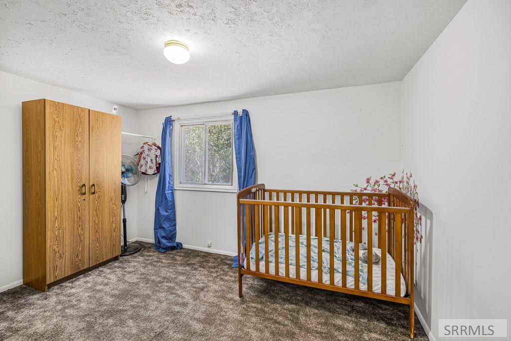 Image 12 of property listing at 2031 Lawrence Lane, Blackfoot, ID 83221