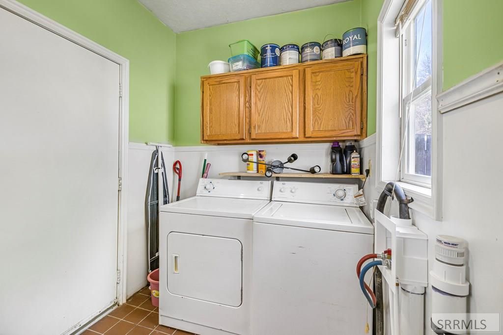 Image 14 of property listing at 2031 Lawrence Lane, Blackfoot, ID 83221