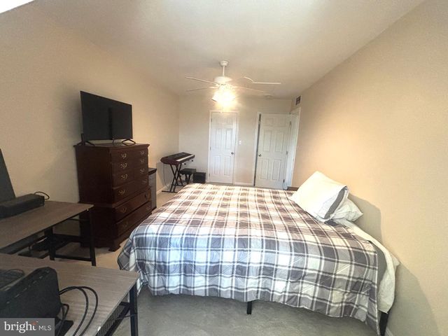 368 MELBOURNE LANE, Mechanicsburg, PA 17055