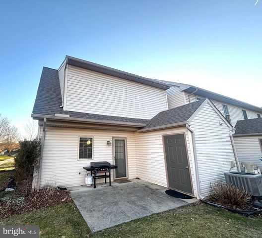 368 MELBOURNE LANE, Mechanicsburg, PA 17055