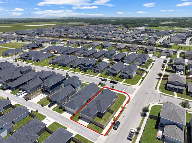 301 Timber Brook DR, Hutto, TX 78634