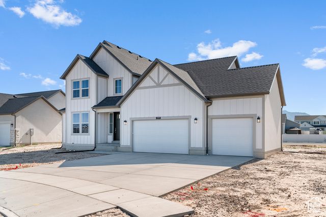 2598 N 3020 W, Clinton, UT 84015