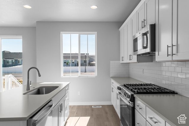 2598 N 3020 W, Clinton, UT 84015