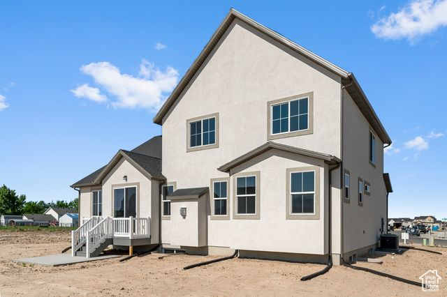 2598 N 3020 W, Clinton, UT 84015