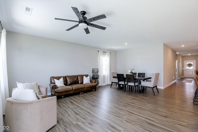 358 Switchgrass Lane, Whiteland, IN 46184