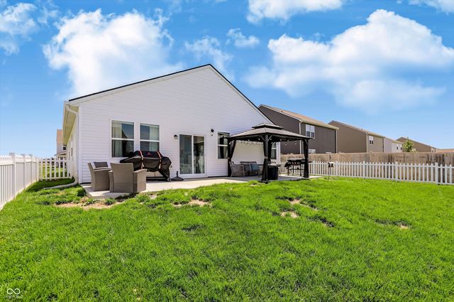 358 Switchgrass Lane, Whiteland, IN 46184