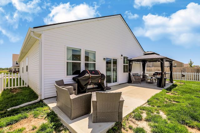 358 Switchgrass Lane, Whiteland, IN 46184