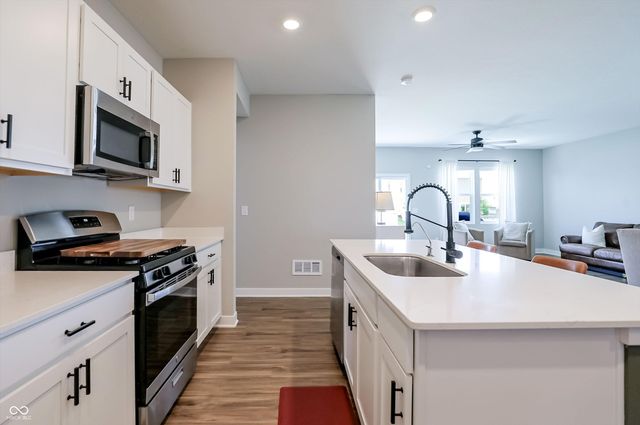 358 Switchgrass Lane, Whiteland, IN 46184