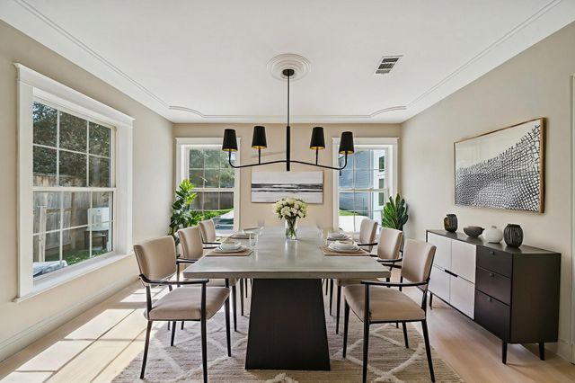 819 Azalea Street, Houston, TX 77018