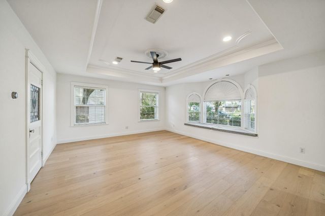 819 Azalea Street, Houston, TX 77018