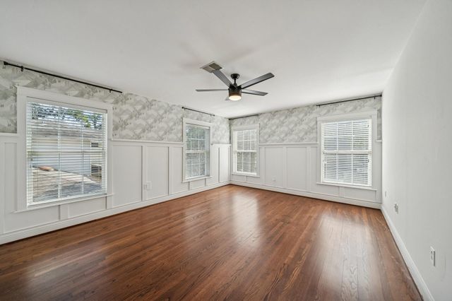 819 Azalea Street, Houston, TX 77018