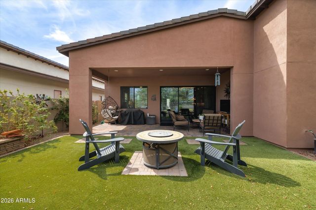 930 E PASEO Way, Phoenix, AZ 85042