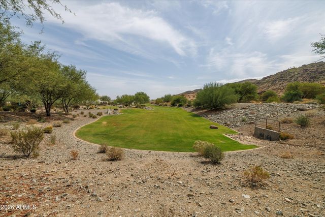 930 E PASEO Way, Phoenix, AZ 85042