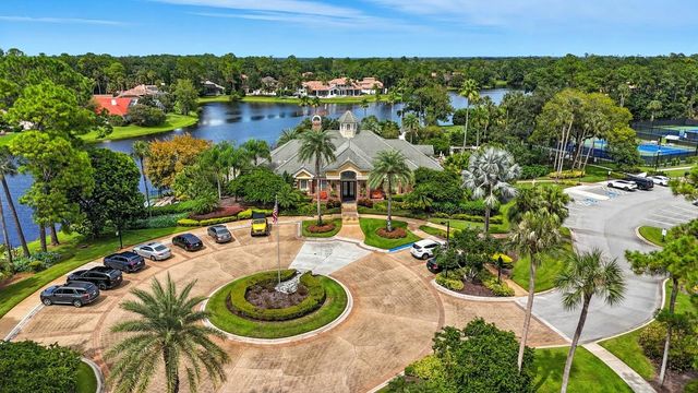 836 WOOD BRIAR LOOP, Sanford, FL 32771