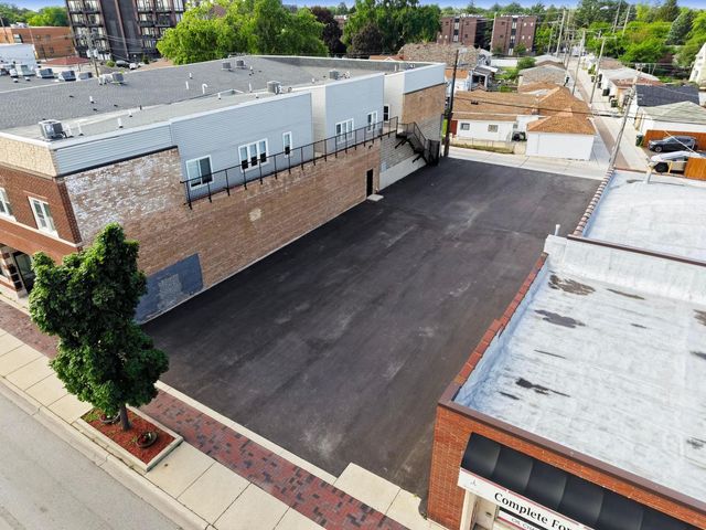 8324 Grand Avenue, River Grove, IL 60171