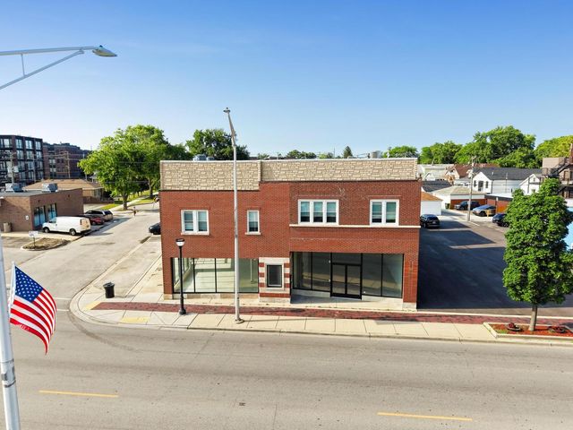 8324 Grand Avenue, River Grove, IL 60171
