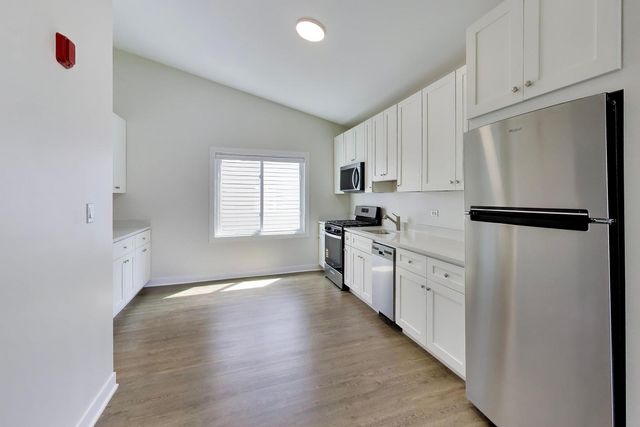 8324 Grand Avenue, River Grove, IL 60171