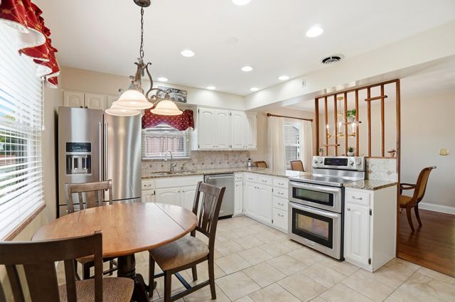 1363 Kelton Avenue, Columbus, OH 43206