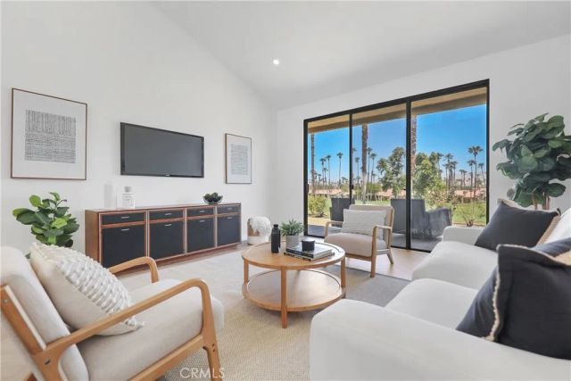 76238 Honeysuckle Drive, Palm Desert, CA 92211