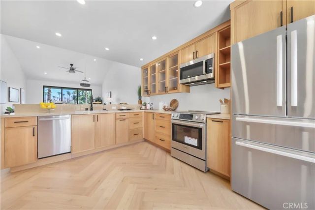 76238 Honeysuckle Drive, Palm Desert, CA 92211