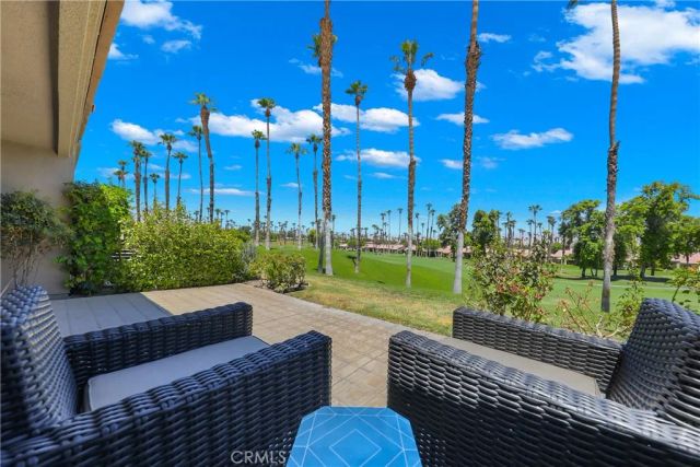 76238 Honeysuckle Drive, Palm Desert, CA 92211