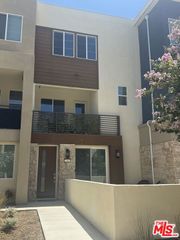 27417 Horizon View Lane, Valencia, CA 91381