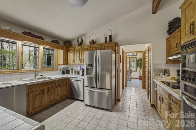 122 Lake Club Drive, Nebo, NC 28761
