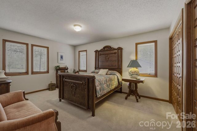 122 Lake Club Drive, Nebo, NC 28761