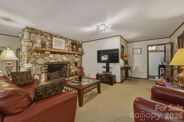 122 Lake Club Drive, Nebo, NC 28761
