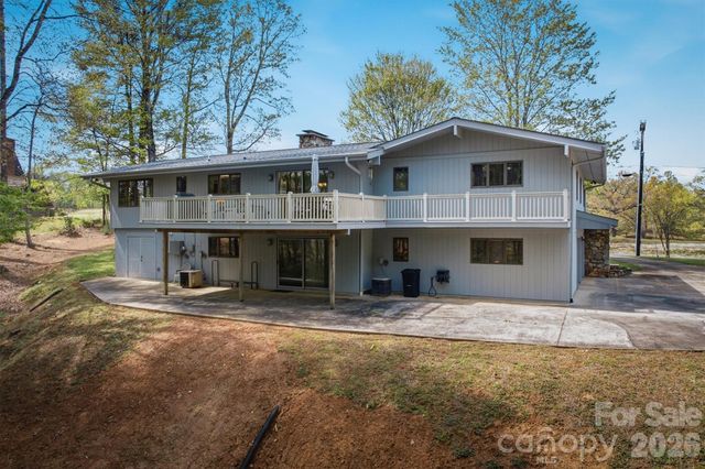 122 Lake Club Drive, Nebo, NC 28761