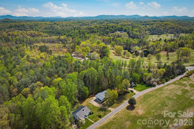 122 Lake Club Drive, Nebo, NC 28761