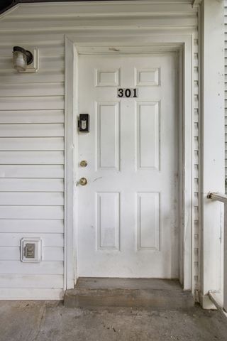 301 Andrew Jackson Pl, Hermitage, TN 37076